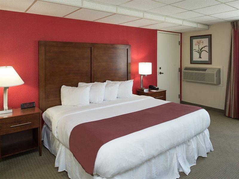 Ramada by Wyndham Downtown Spokane Zewnętrze zdjęcie