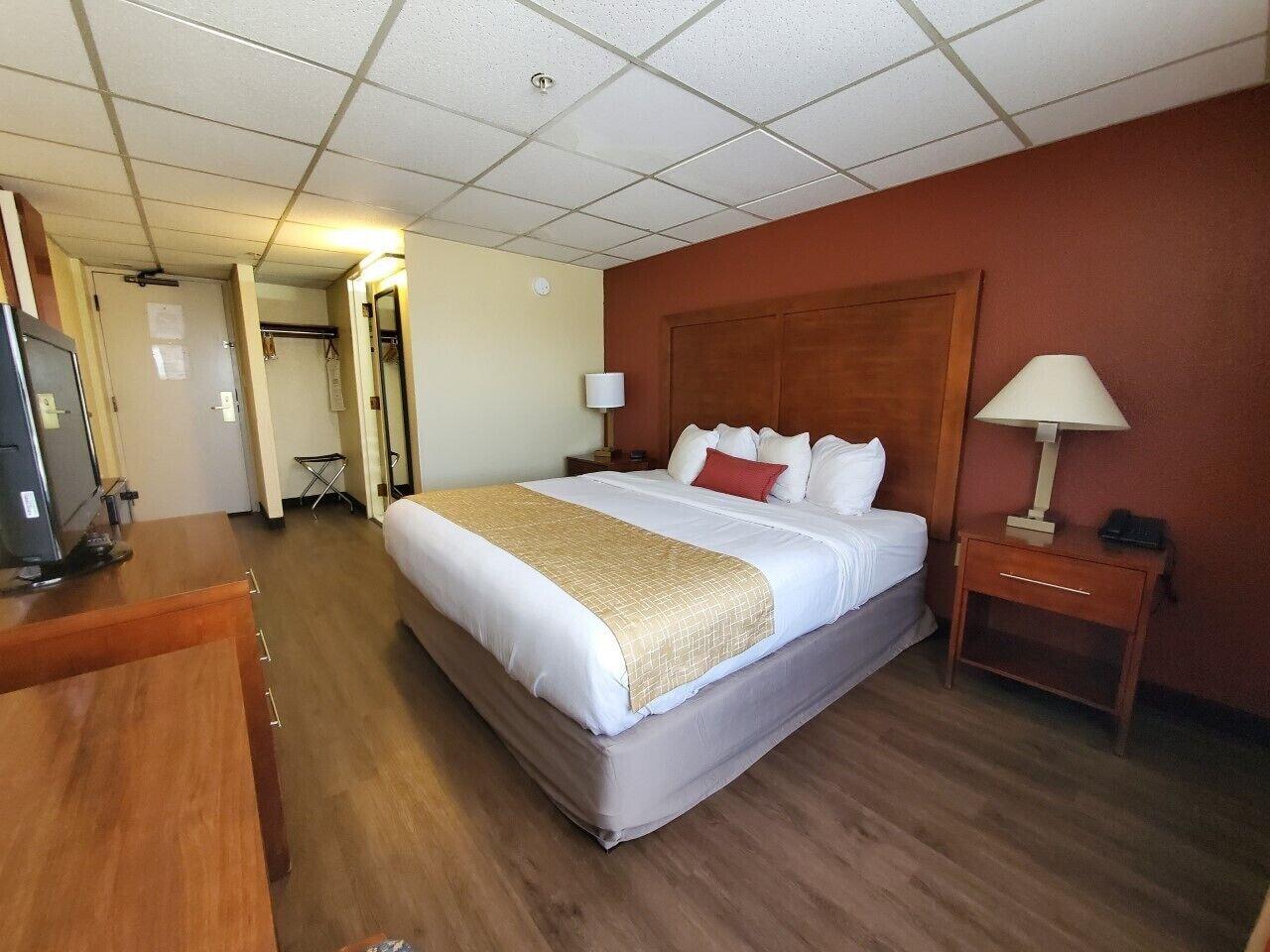 Ramada by Wyndham Downtown Spokane Zewnętrze zdjęcie