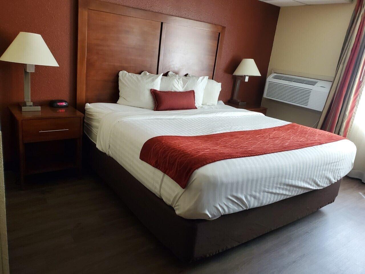 Ramada by Wyndham Downtown Spokane Zewnętrze zdjęcie