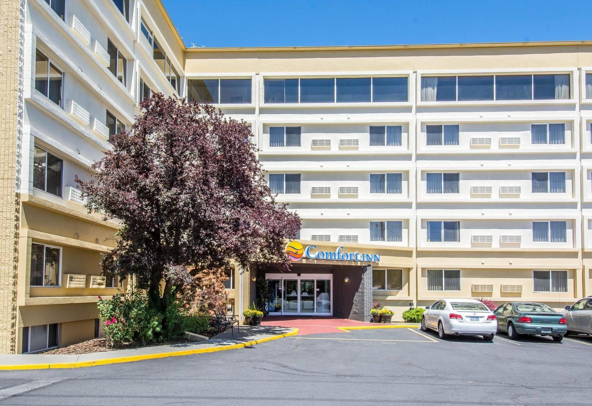 Ramada by Wyndham Downtown Spokane Zewnętrze zdjęcie