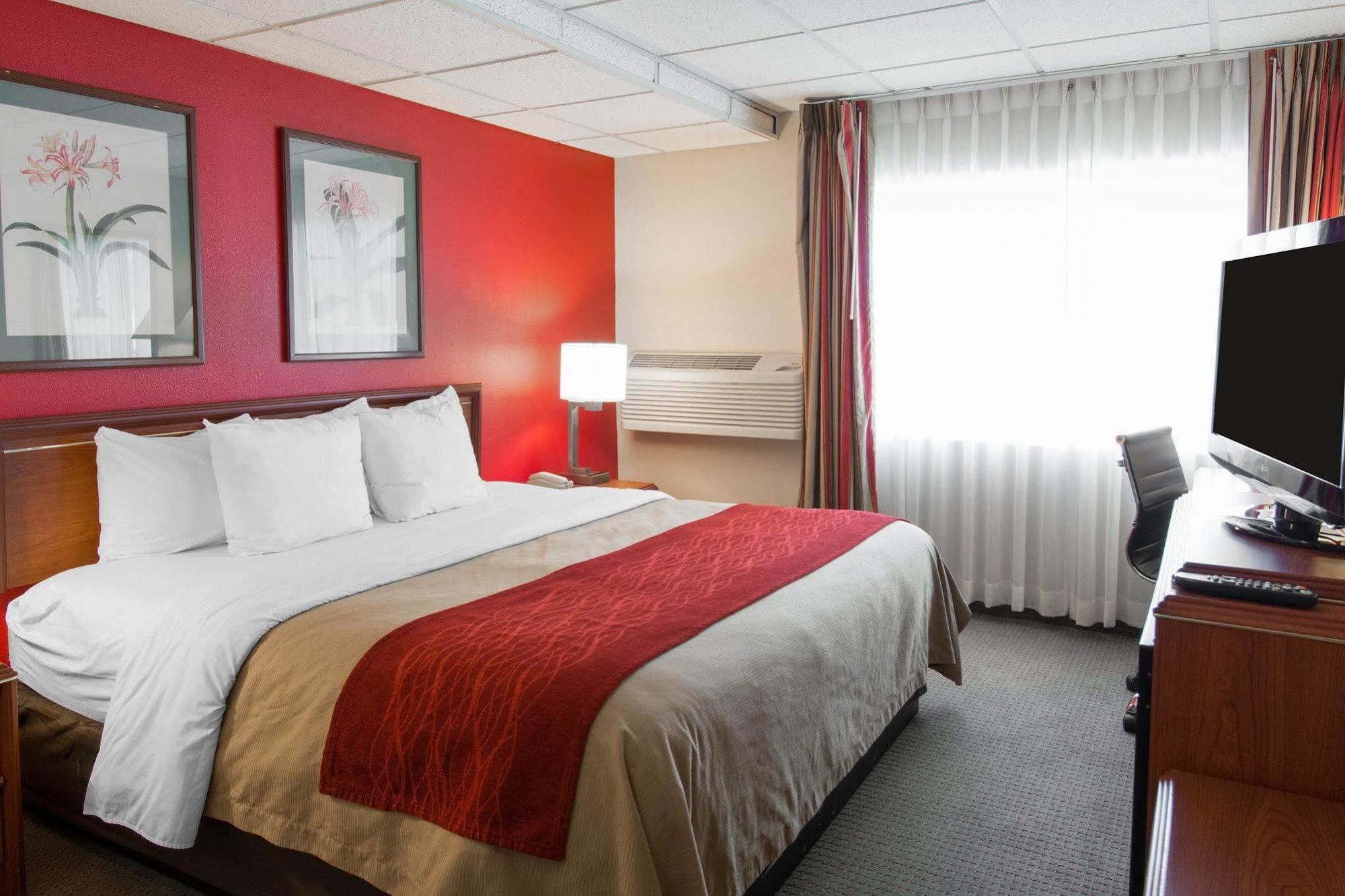 Ramada by Wyndham Downtown Spokane Zewnętrze zdjęcie